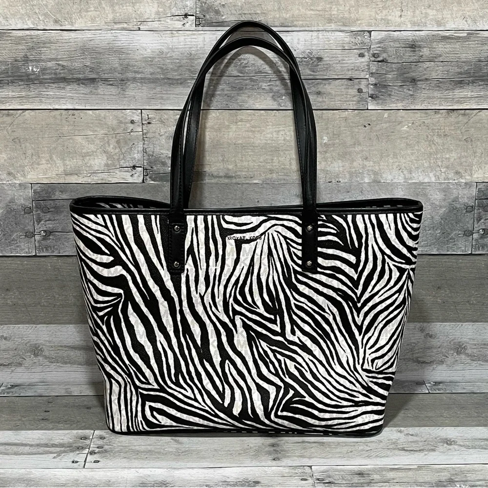 MICHAEL KORS Carter Large Open Tote Bright White/Multi/ Zebra Print - One Size